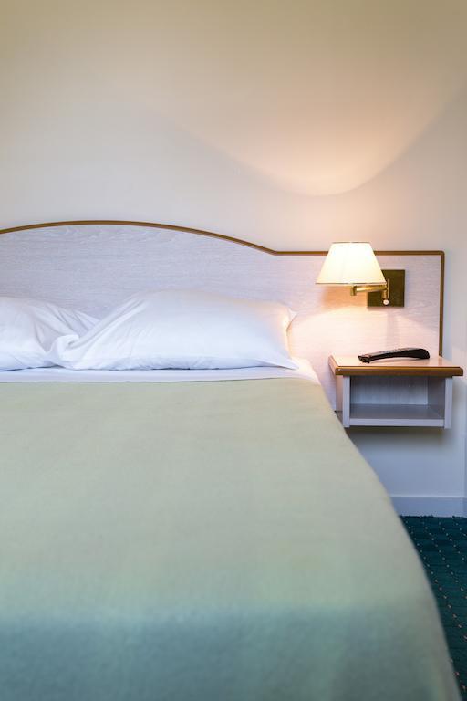 วีลา ทราซี อาร์โรม็องช์ Hotel Tracy-sur-Mer ภายนอก รูปภาพ